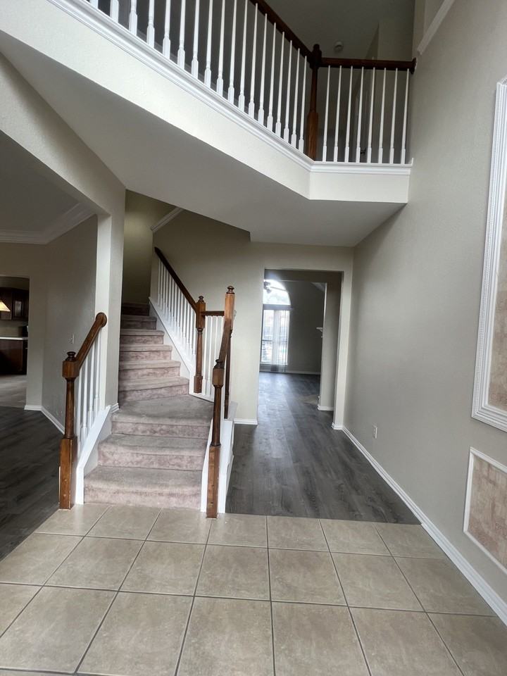 4201 Baccarat Dr - Photo 2 of 22