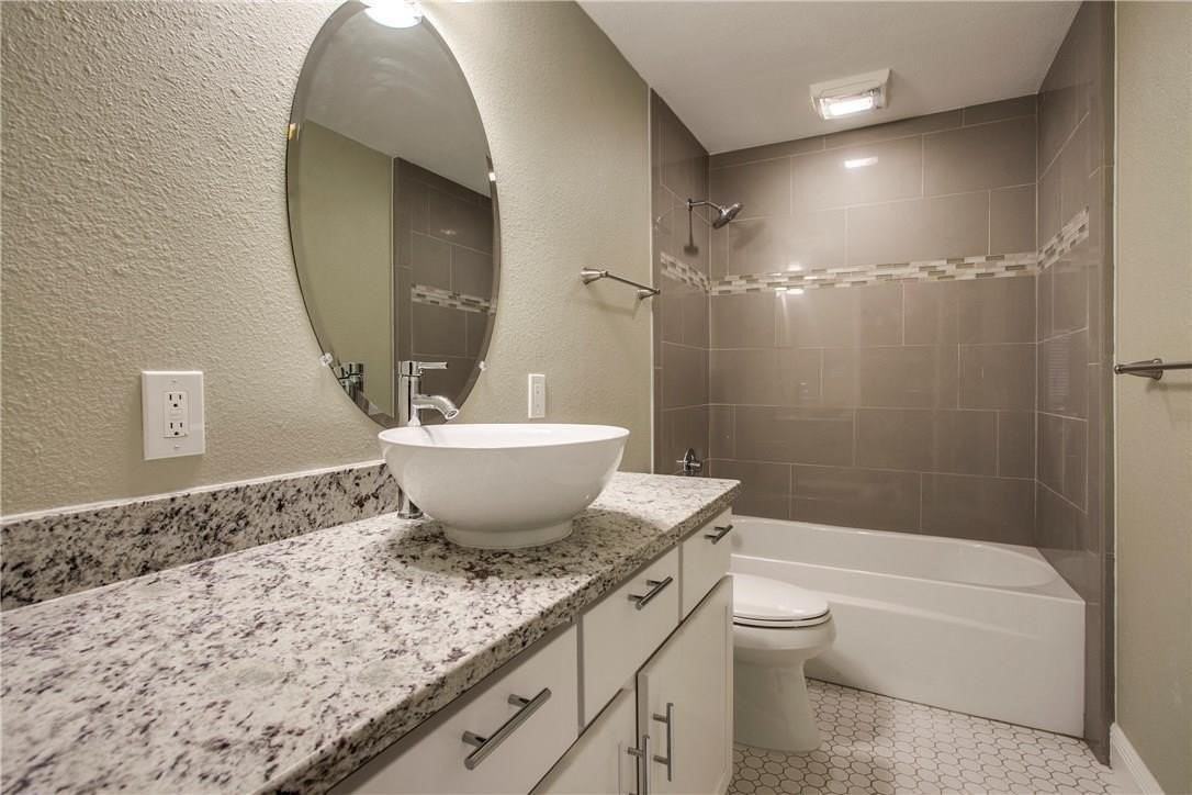 4035 Holland Ave #1 - Photo 4 of 13
