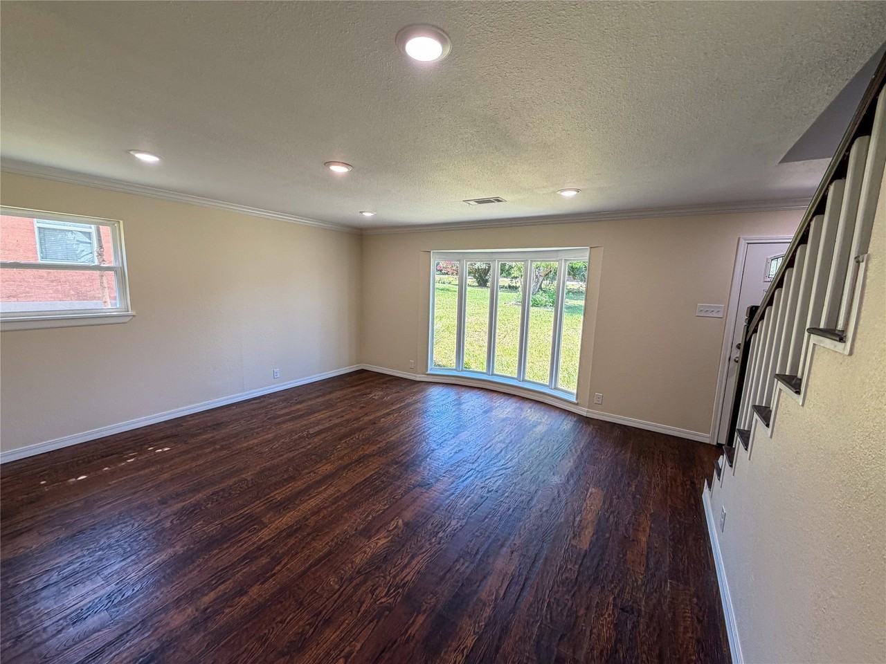 3704 W Houston St - Photo 6 of 23