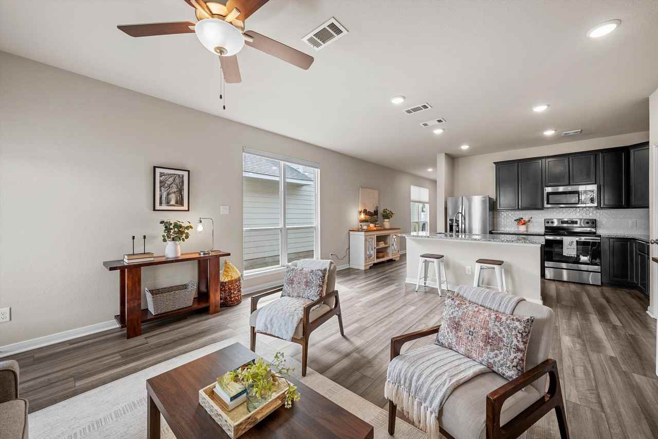 1524 Elise Ave #1 - Photo 6 of 23