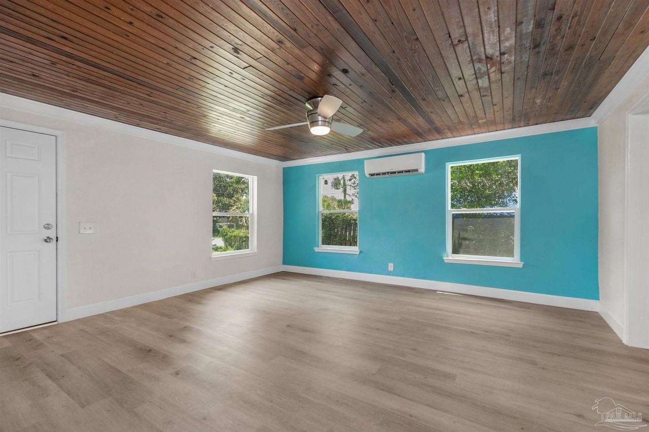 211 Broadmoor Ln - Photo 6 of 12
