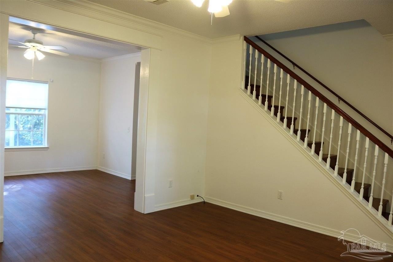5726 Fair Oak Ln - Photo 3 of 25