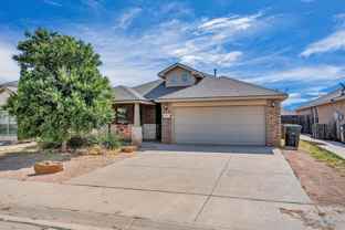 608 Memorial Ct - Photo 1 of 1