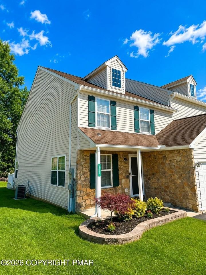 2221 Meadowsage Ct - Photo 2 of 21
