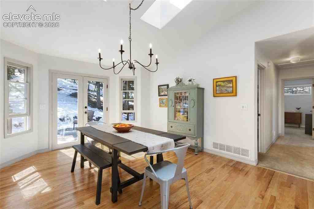 2865 Sunnywood Ave - Photo 7 of 22