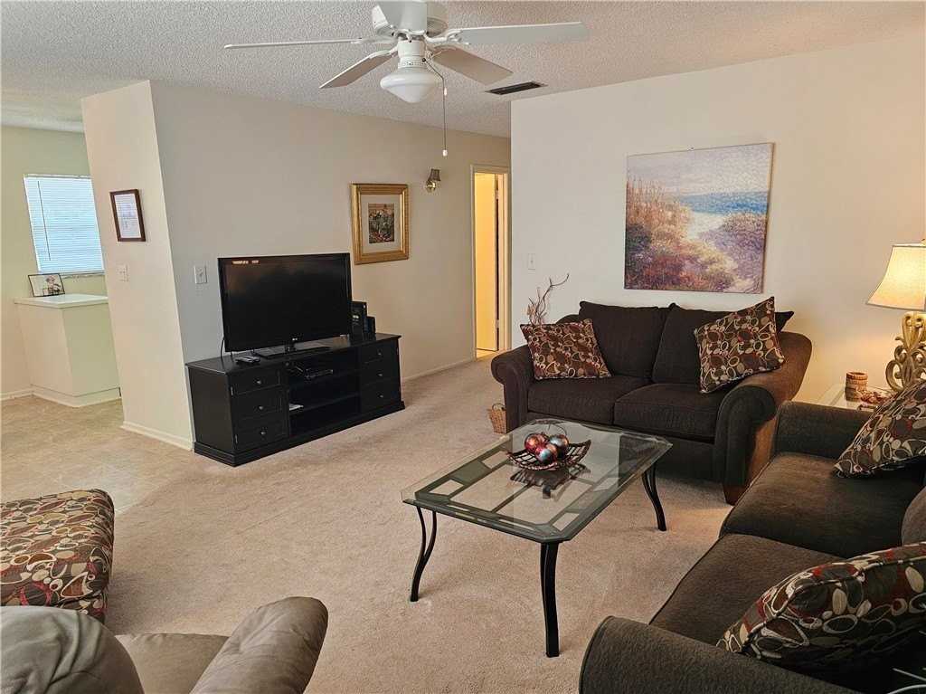 11 Vista Palm Ln #202 - Photo 5 of 36
