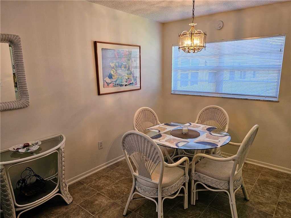 11 Vista Palm Ln #202 - Photo 7 of 36