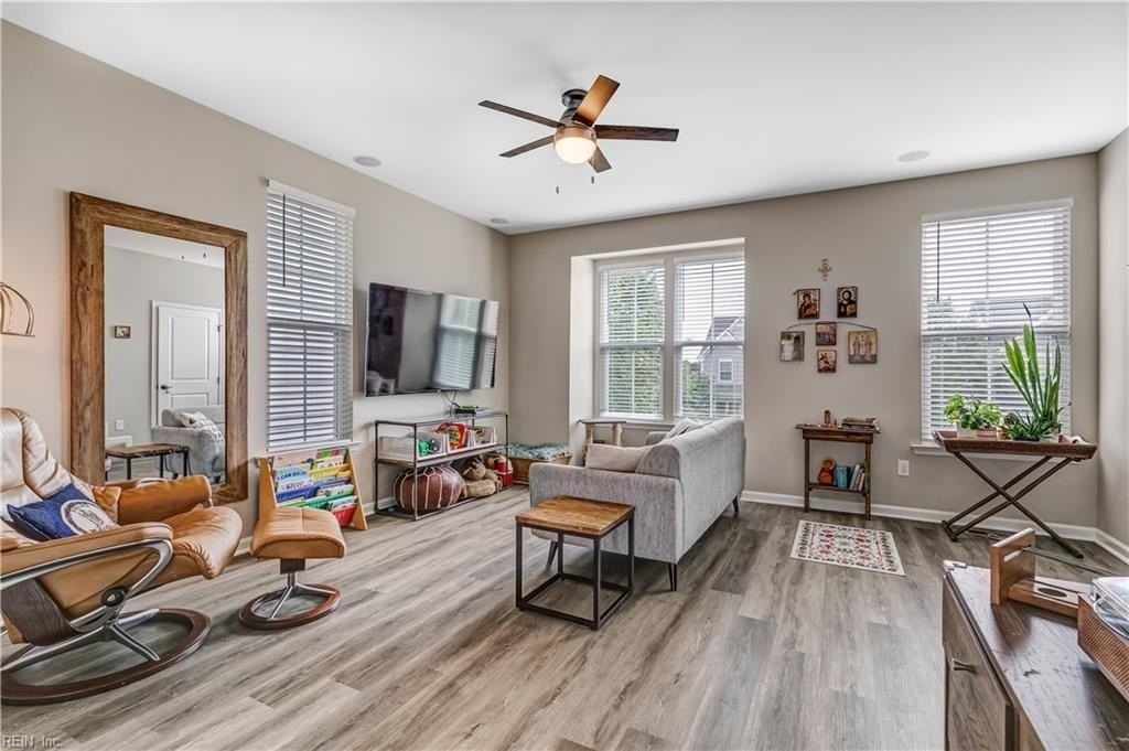 358 Spring Hill Pl - Photo 5 of 25