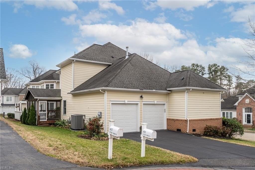 421 Suri Dr - Photo 3 of 31