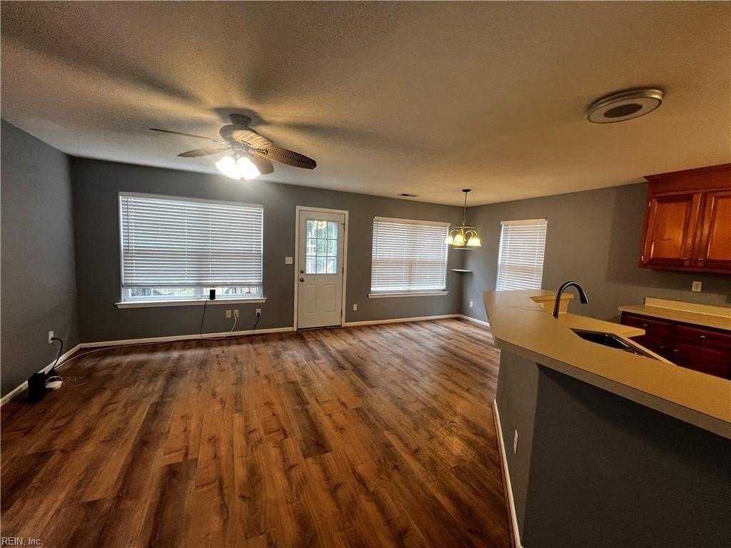 6350 Old Townpoint Rd - Photo 4 of 19