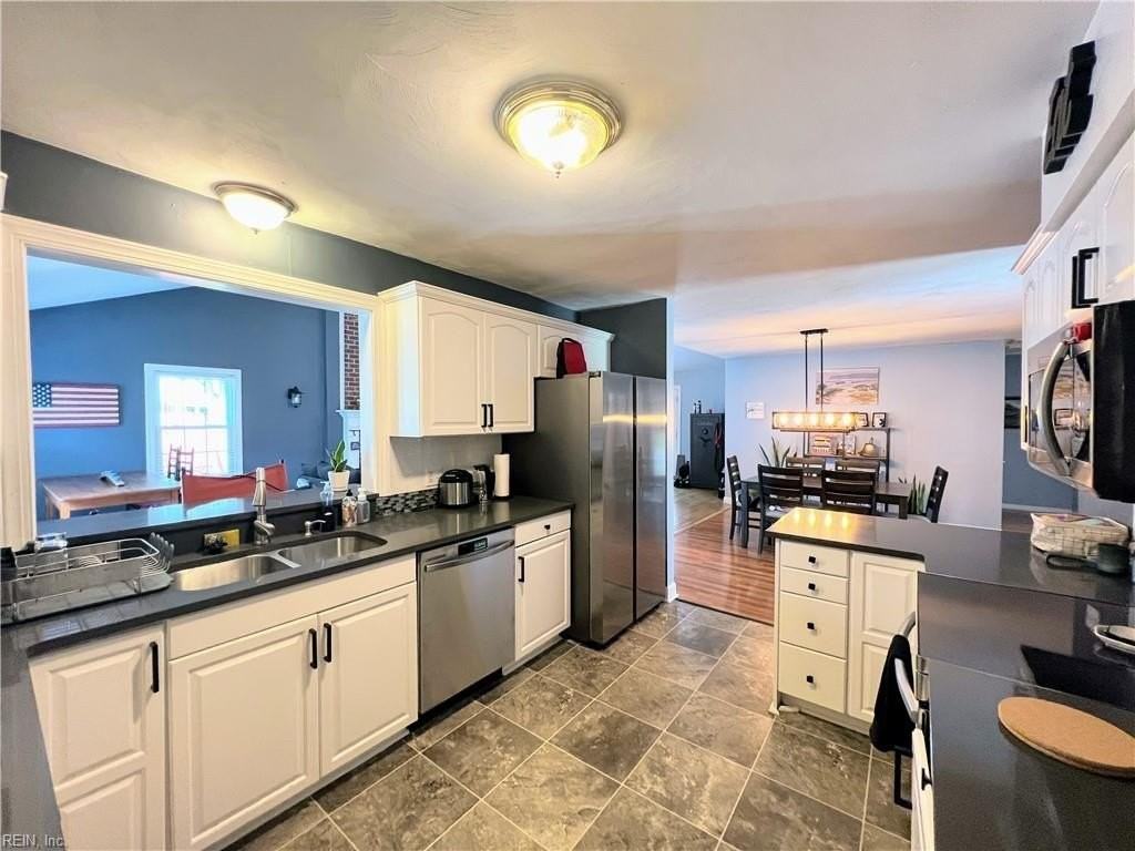 8005 Walters Dr - Photo 4 of 11