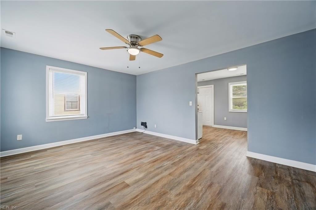 413 Colonial Ave - Photo 6 of 17