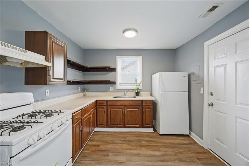 413 Colonial Ave - Photo 7 of 17
