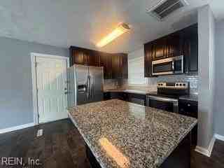 1609 Cavalier Blvd - Photo 6 of 19