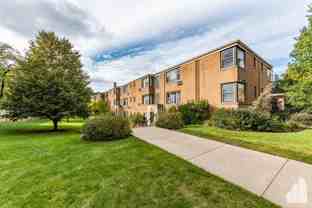7320 N Ridge Blvd #22-3W - Photo 1 of 1