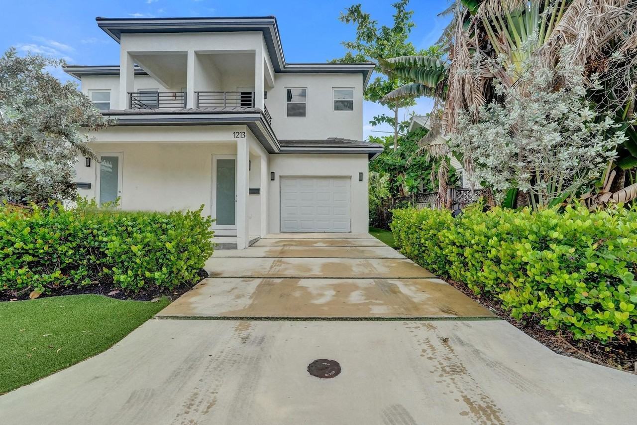 1213 W Las Olas Blvd - Photo 2 of 32