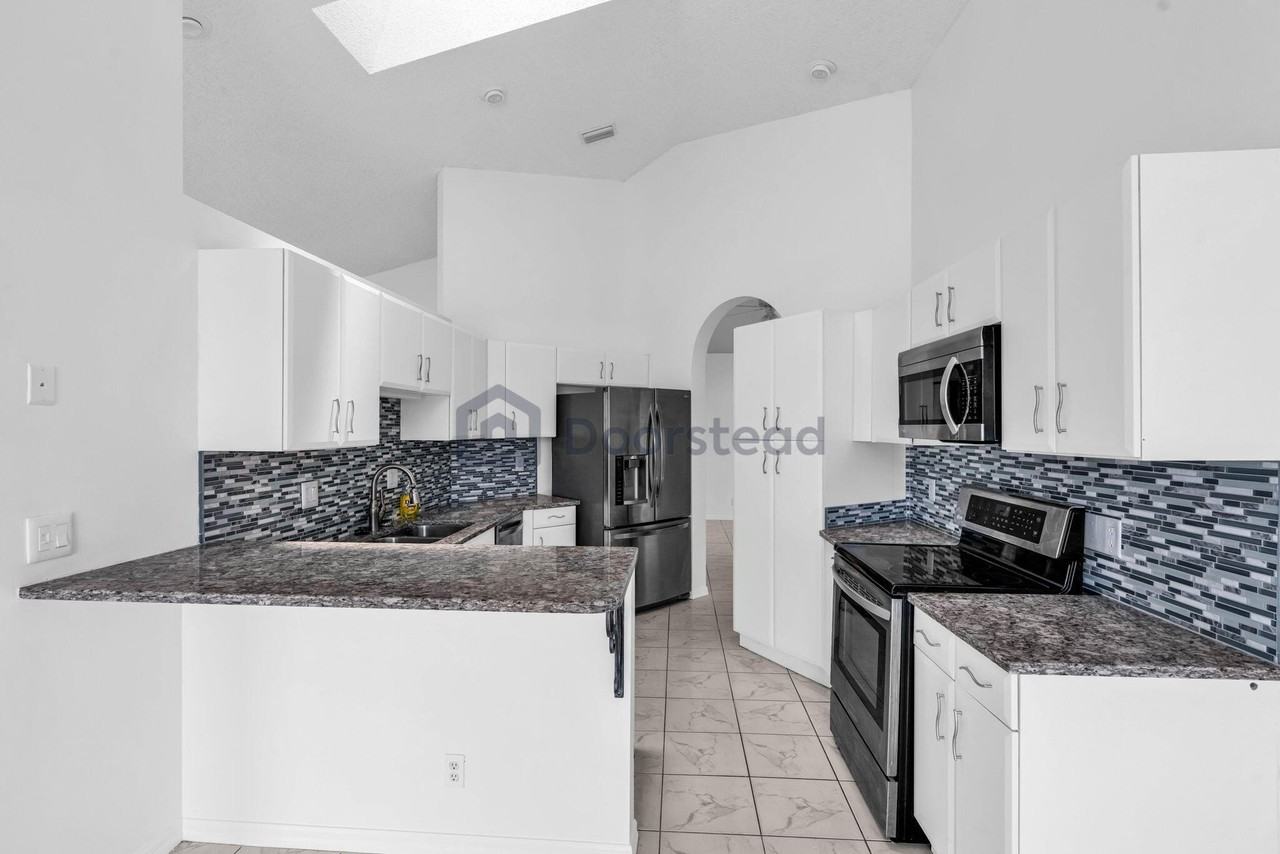 12382 Pleasant Green Way - Photo 2 of 50