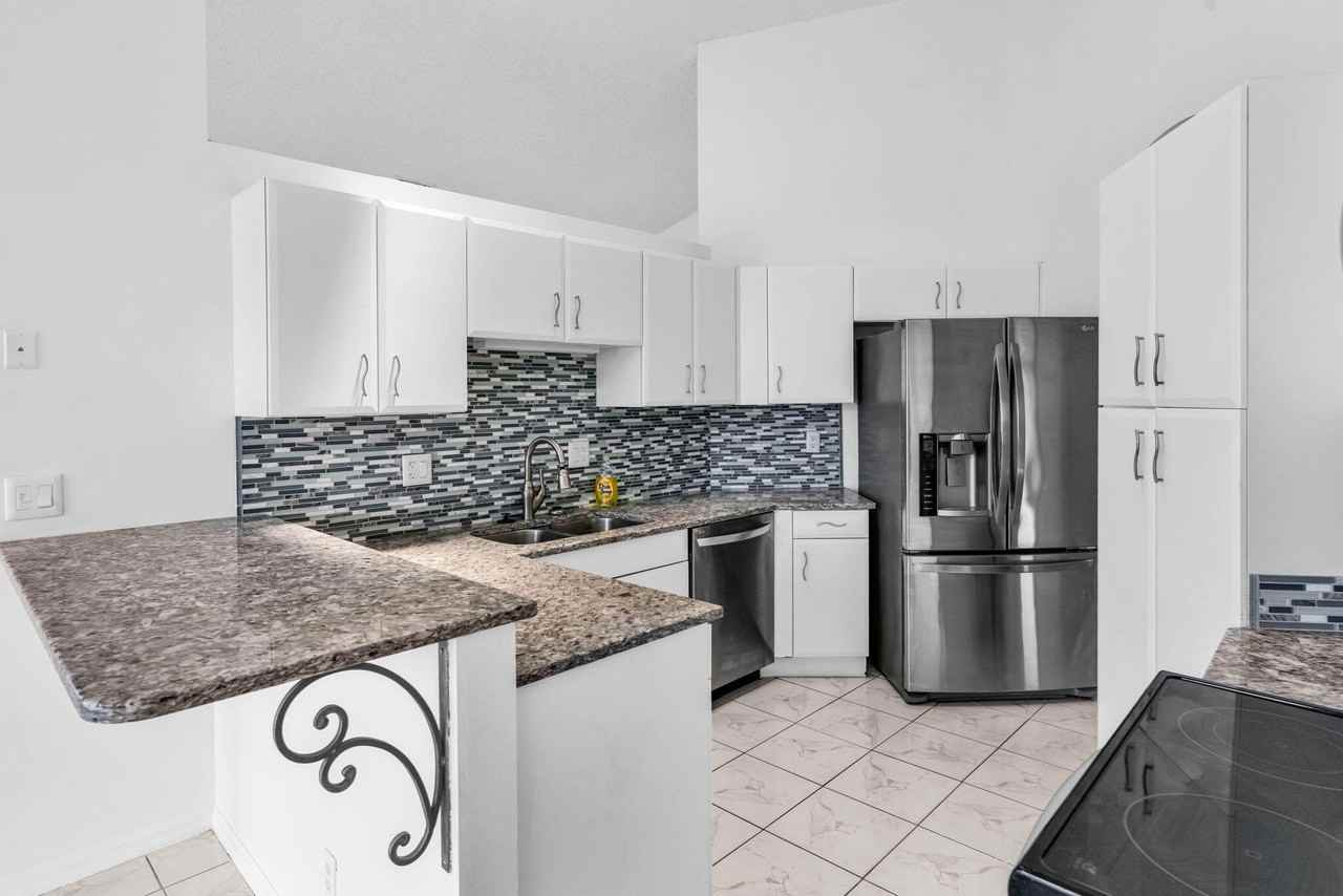 12382 Pleasant Green Way - Photo 6 of 50