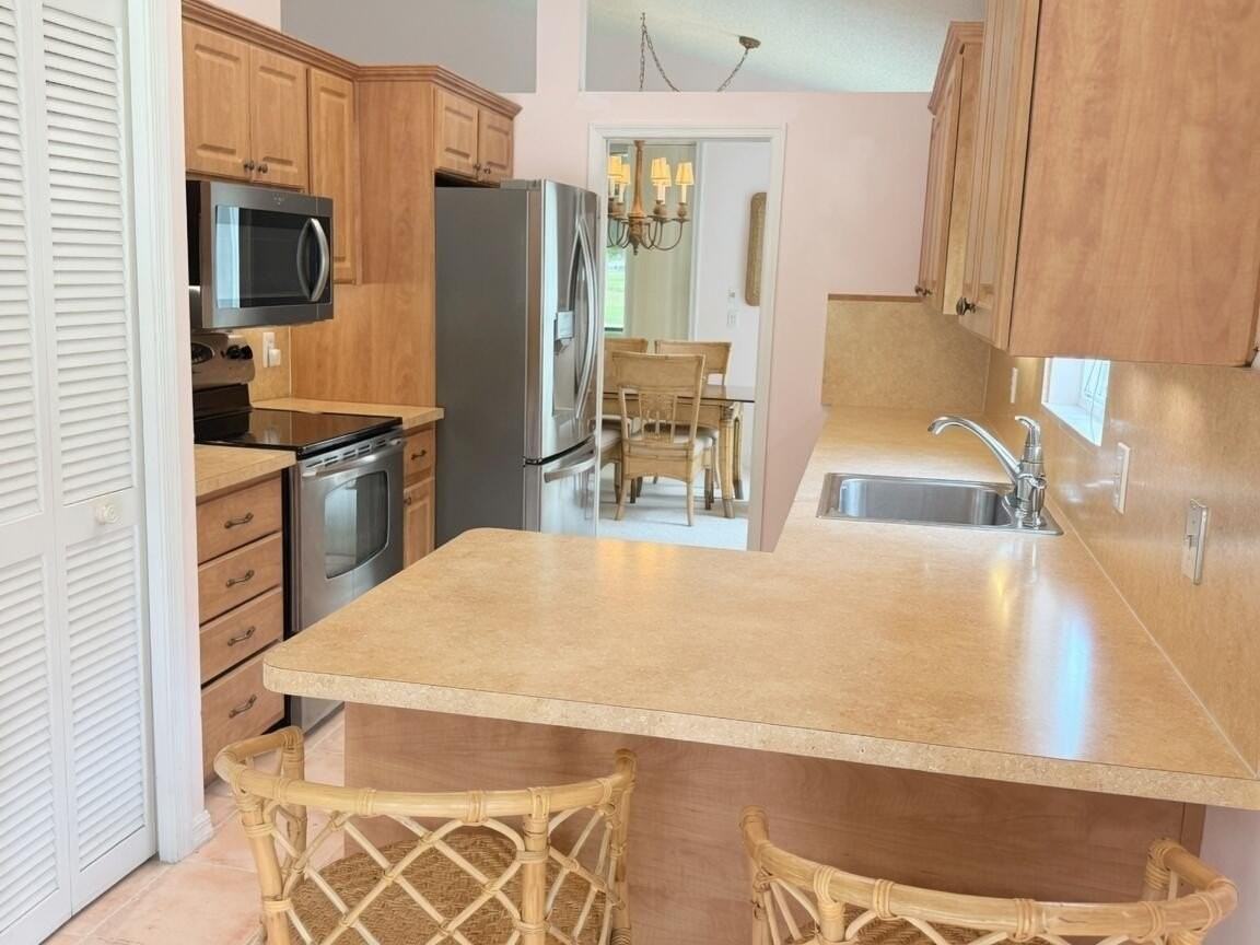 6231 Se Ames Way - Photo 4 of 20