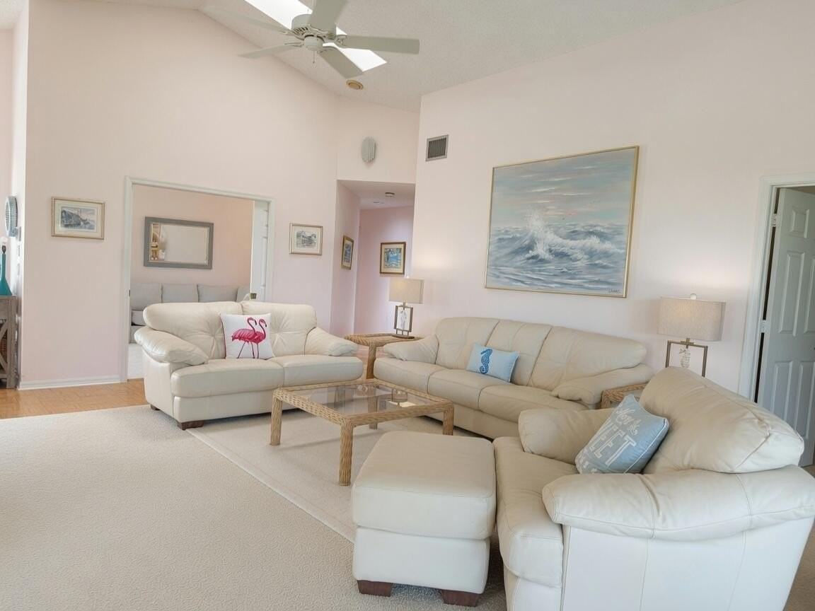 6231 Se Ames Way - Photo 7 of 20