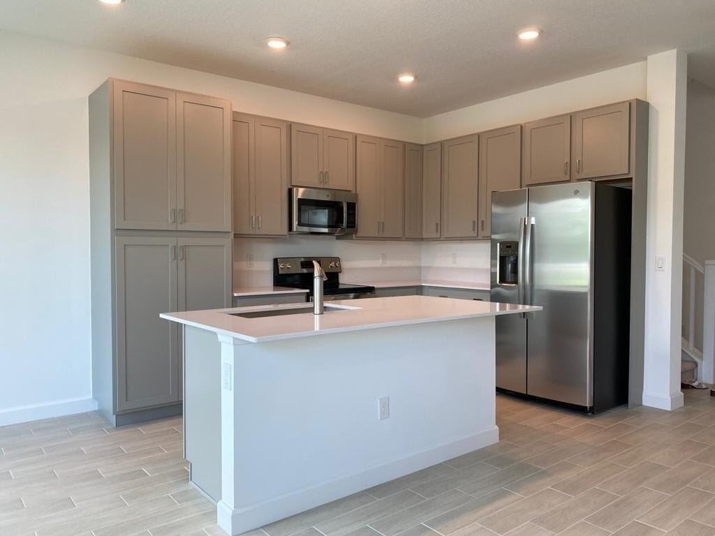 4946 Navali Dr - Photo 3 of 31