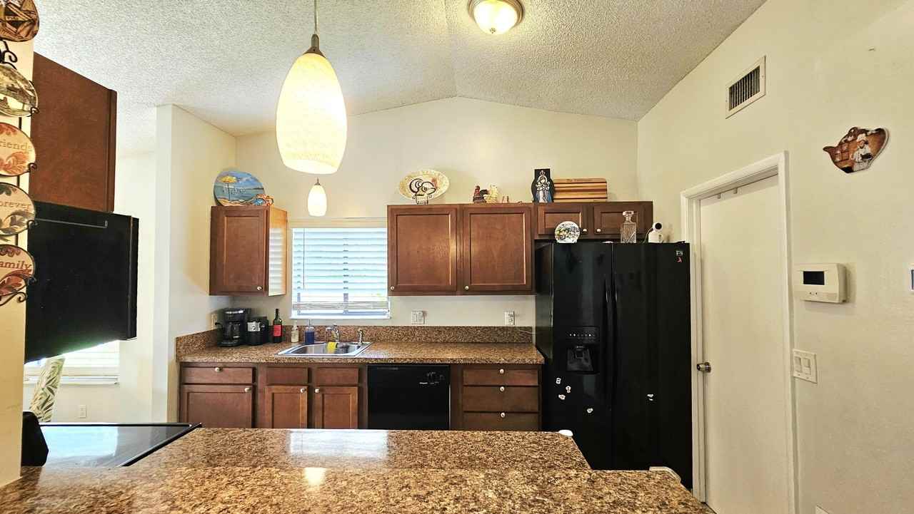4679 Appaloosa St - Photo 5 of 19