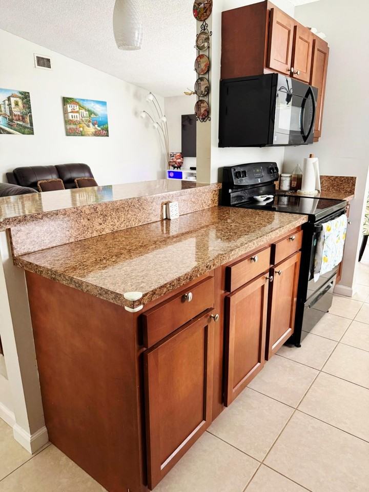 4679 Appaloosa St - Photo 7 of 19