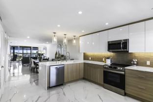 44 Yacht Club Dr #611 - Photo 1 of 1