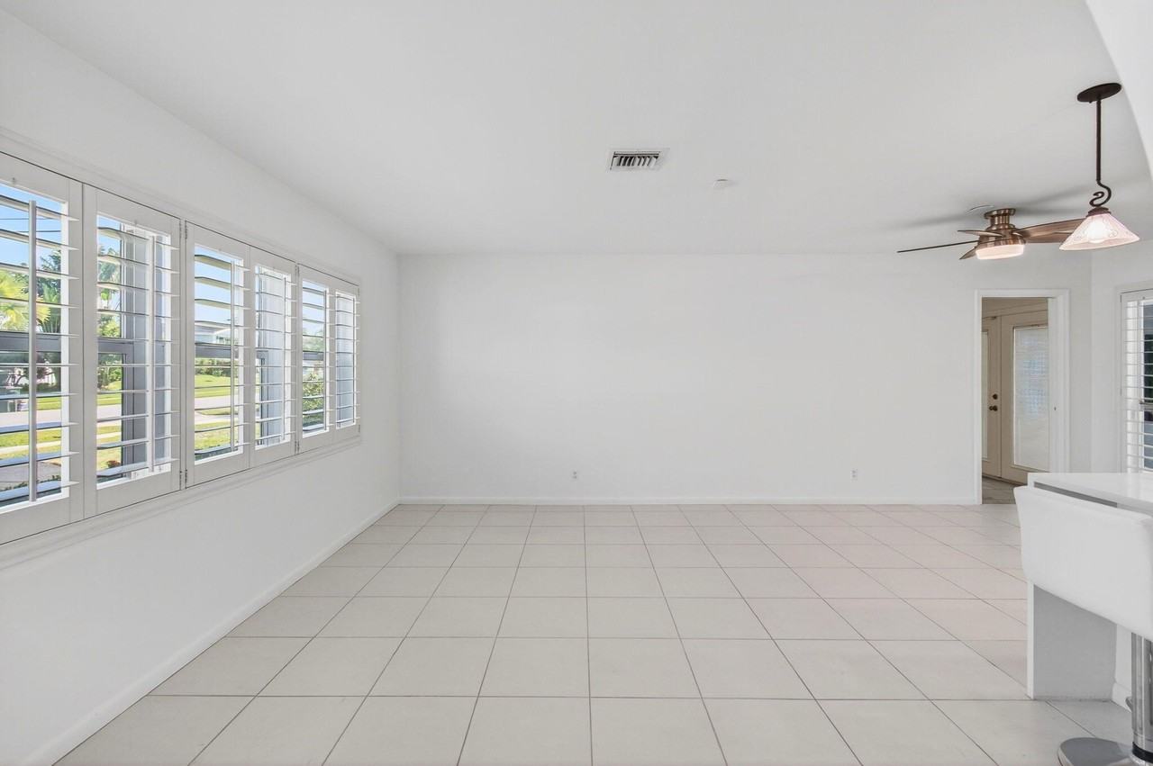 699 Nw 16th Ave - Photo 3 of 39
