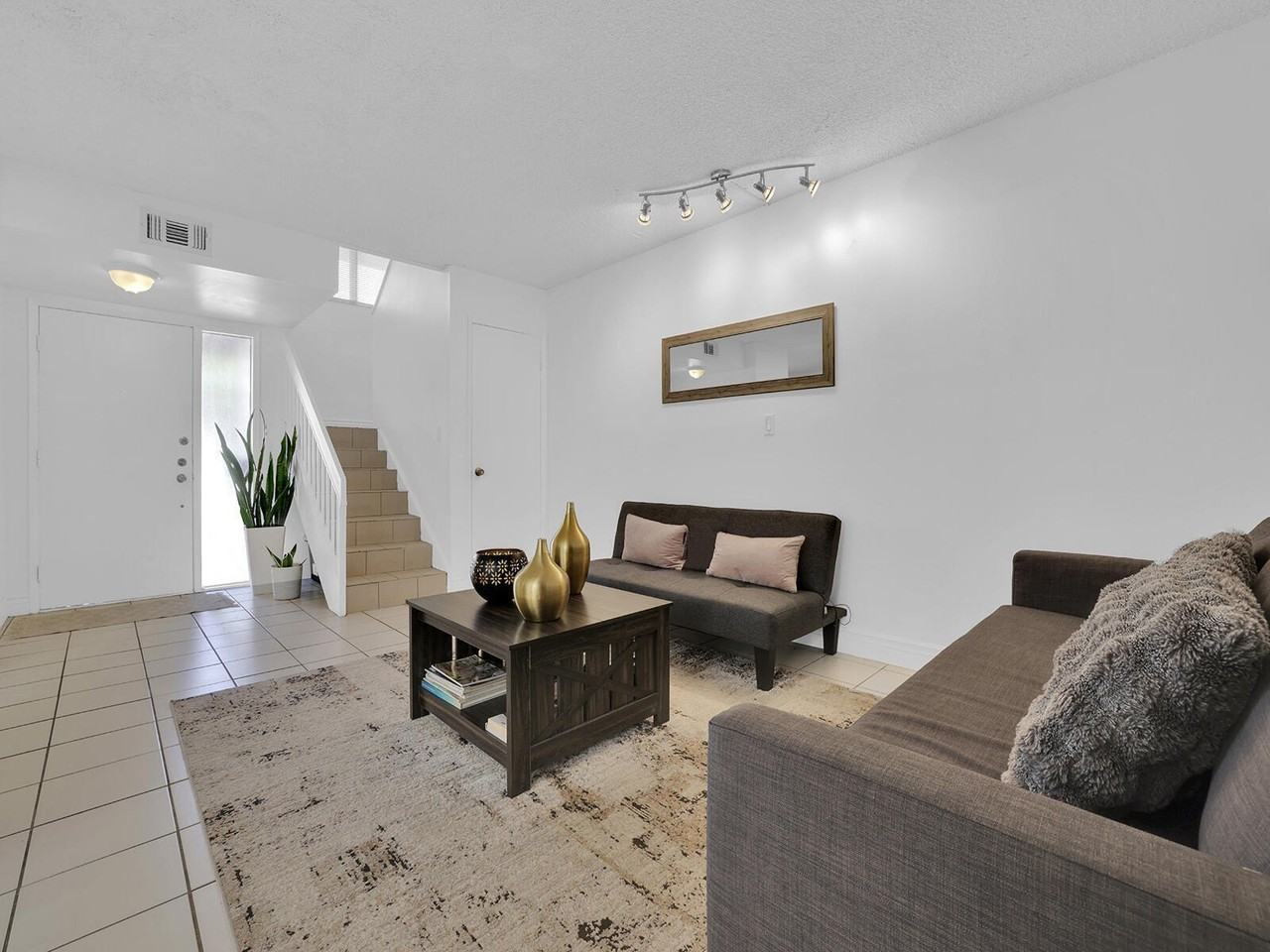 9702 Nw 5th Ln #9702 - Photo 3 of 20