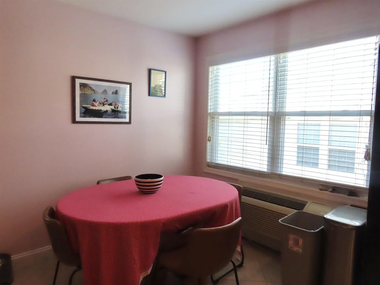 6 N Newport Ave #B5 - Photo 7 of 10