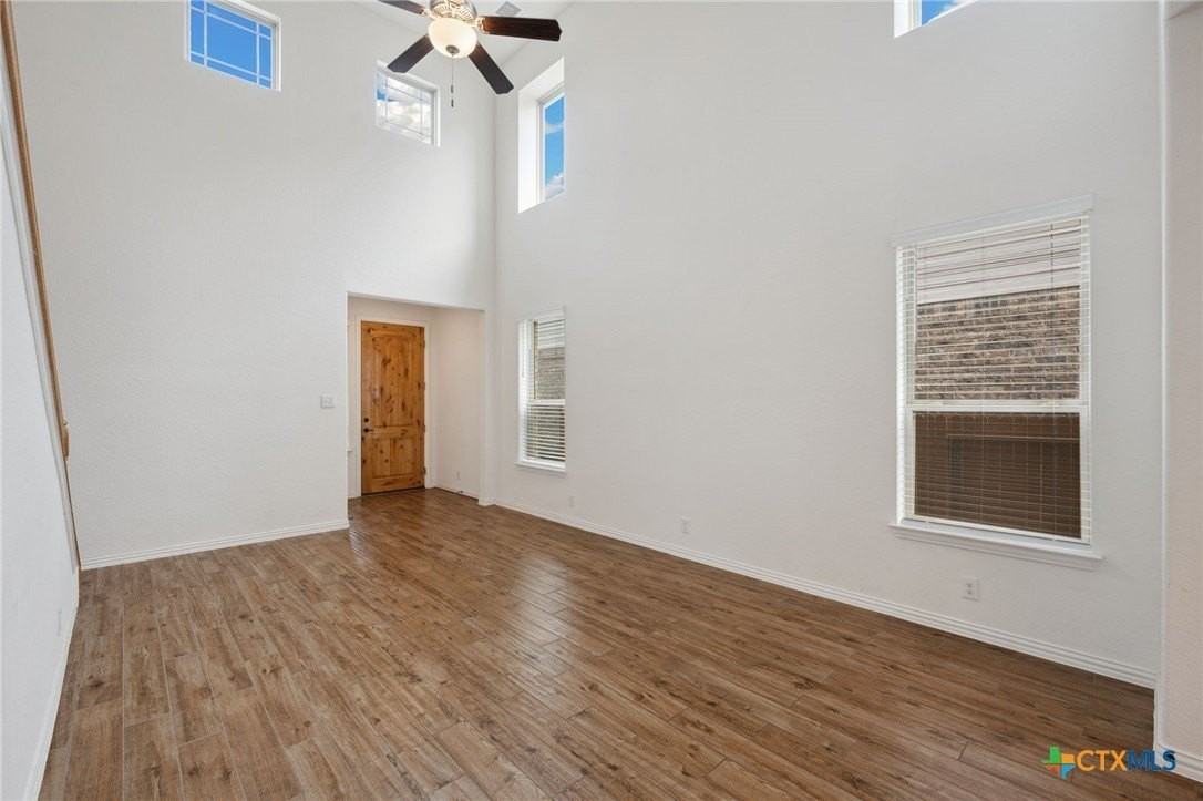 2013 Flametree Ave - Photo 4 of 24