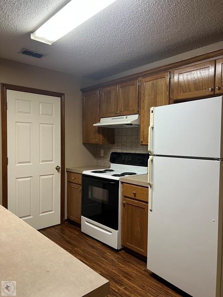 5104 Galloping Way - Photo 4 of 15
