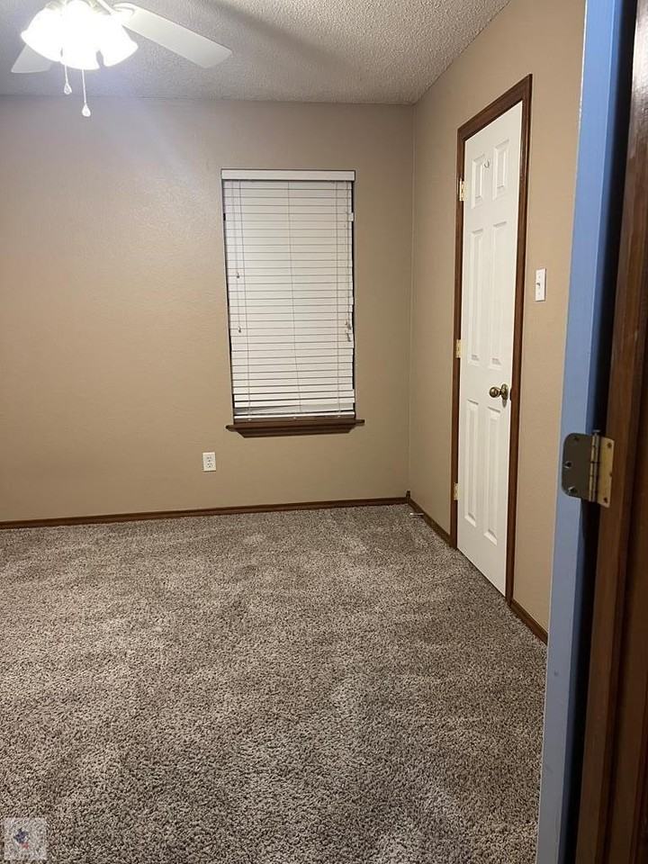 5104 Galloping Way - Photo 7 of 15