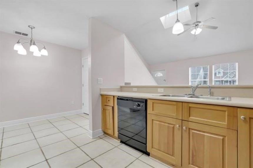 3397 Sawtooth Dr - Photo 5 of 14