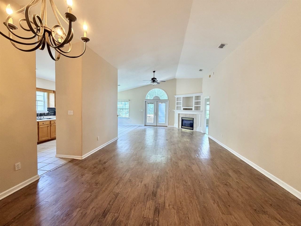 9336 Royal Troon Dr - Photo 3 of 22