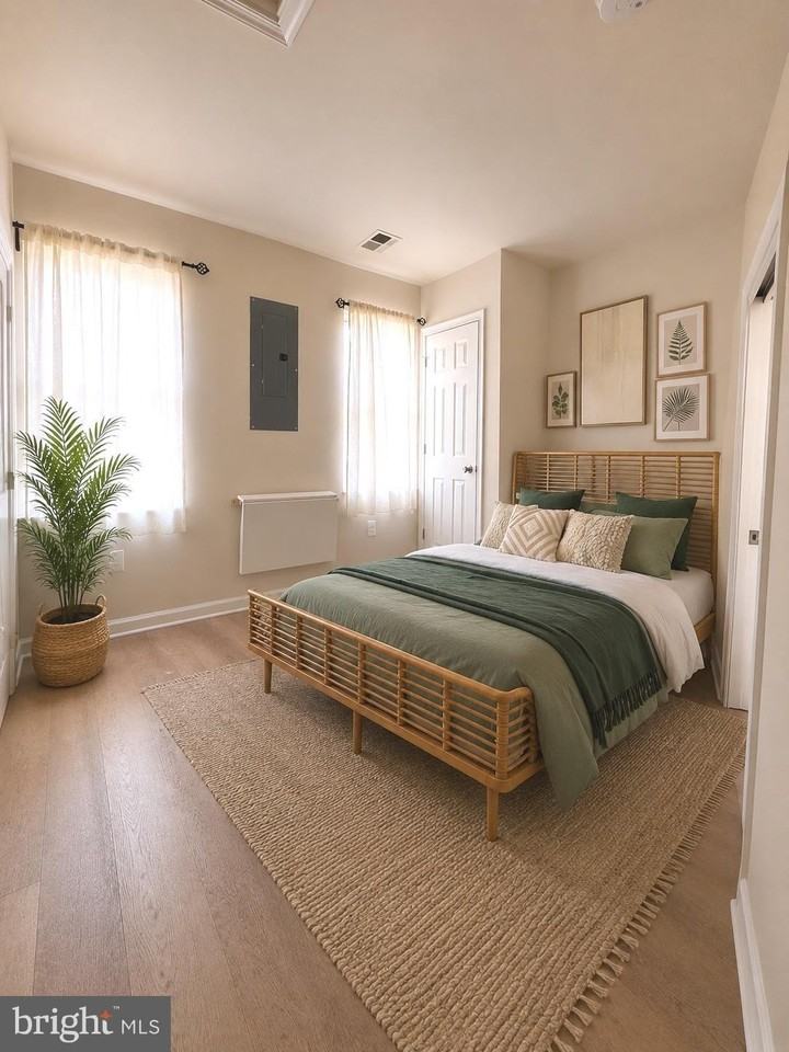 1720 H St Ne #B - Photo 3 of 10