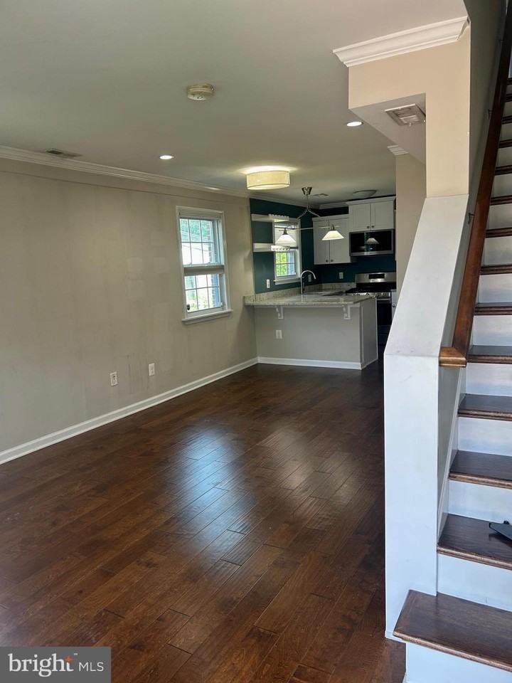 36 58th St Se - Photo 5 of 32