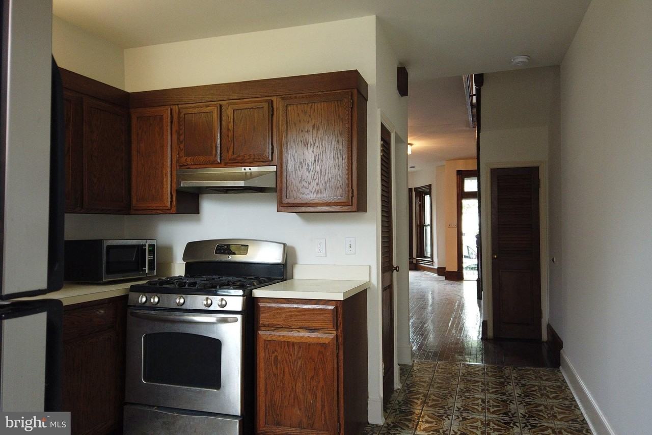 604-9TH NE 9TH Street NE - Photo 5 of 28