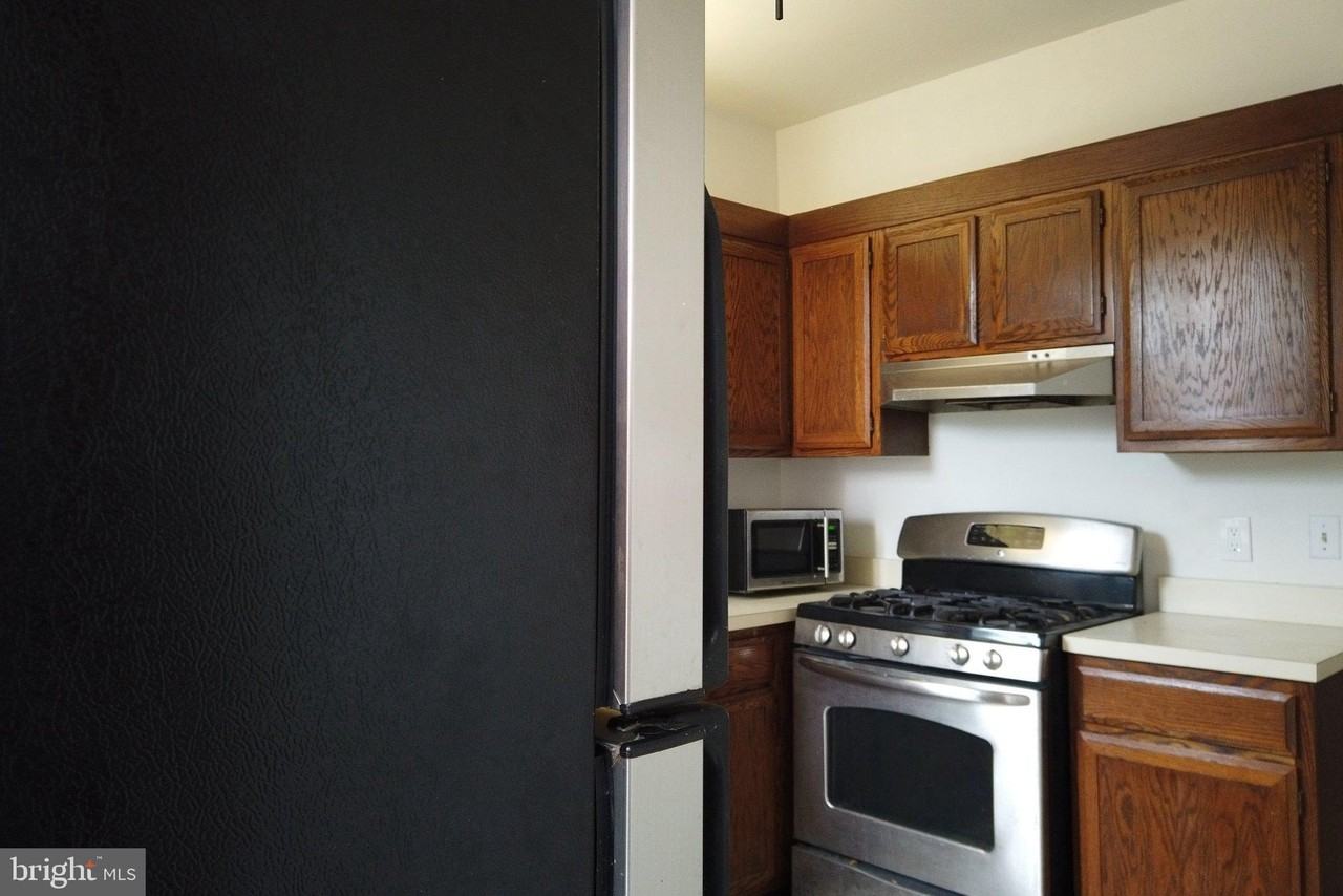 604-9TH NE 9TH Street NE - Photo 6 of 28