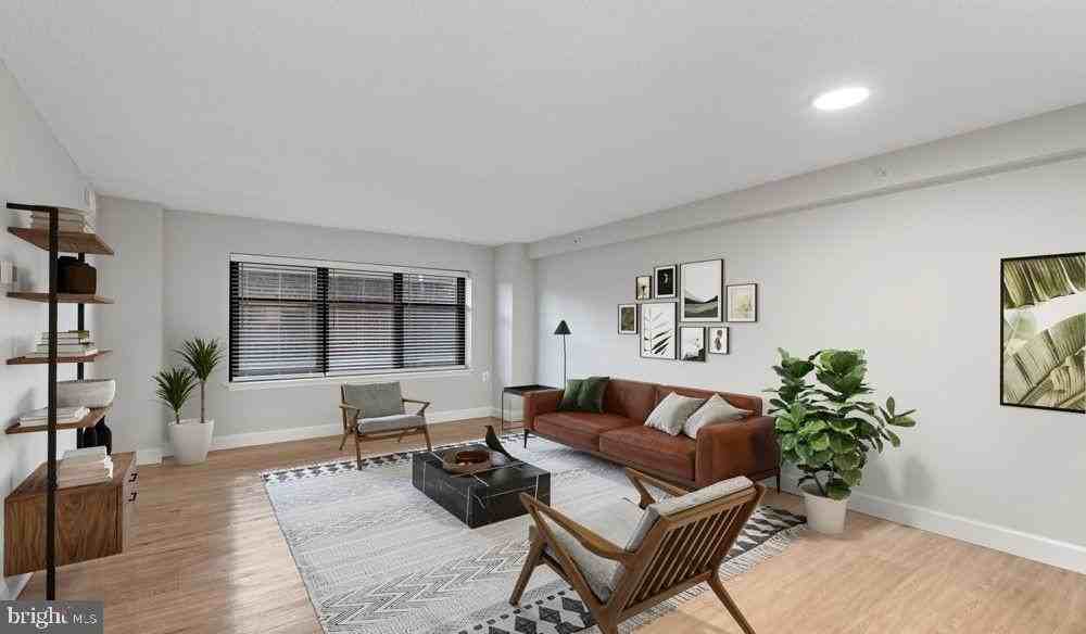 3401 38th St Nw - Photo 3 of 21