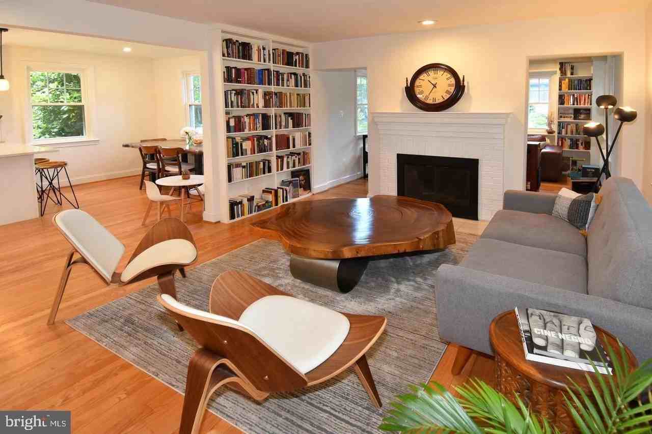 4732 Ellicott St Nw - Photo 5 of 32