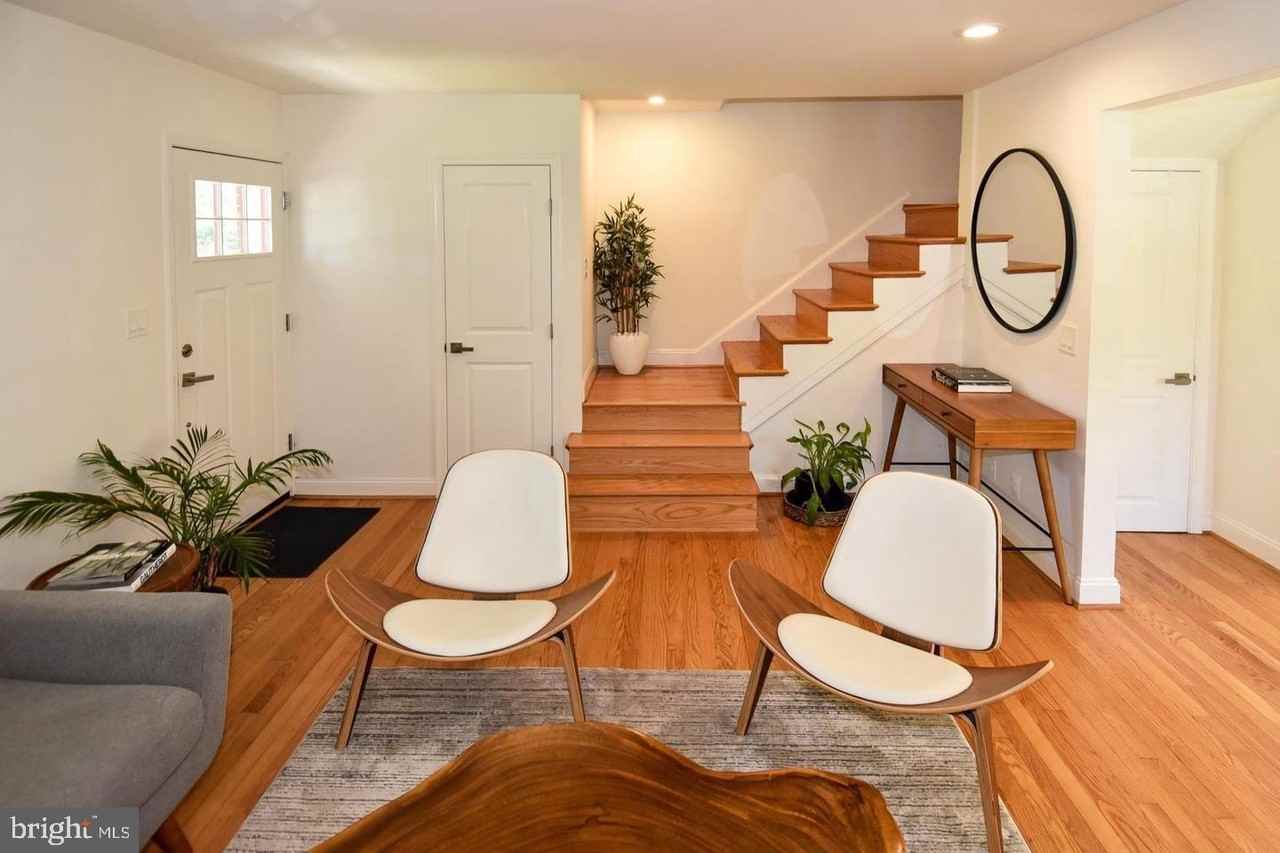 4732 Ellicott St Nw - Photo 6 of 32