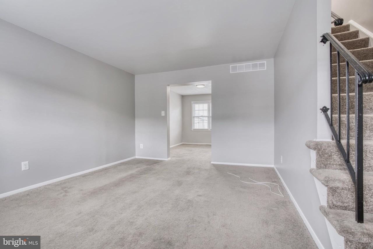 8 Beyda Ct #28 - Photo 3 of 20