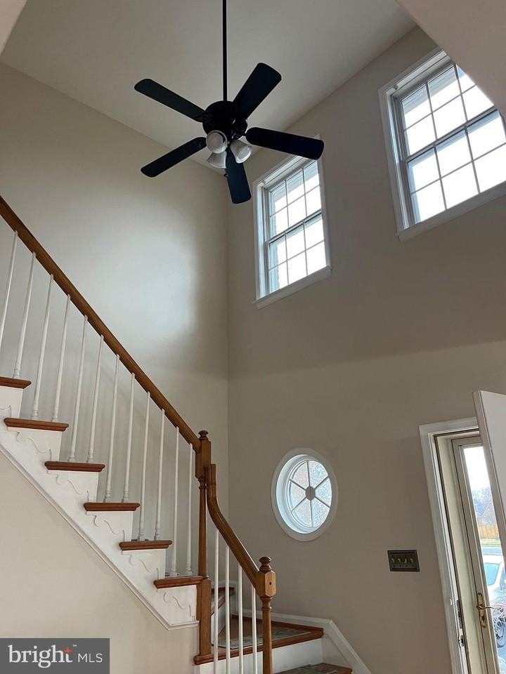2808 Trumpeter Ct - Photo 3 of 21