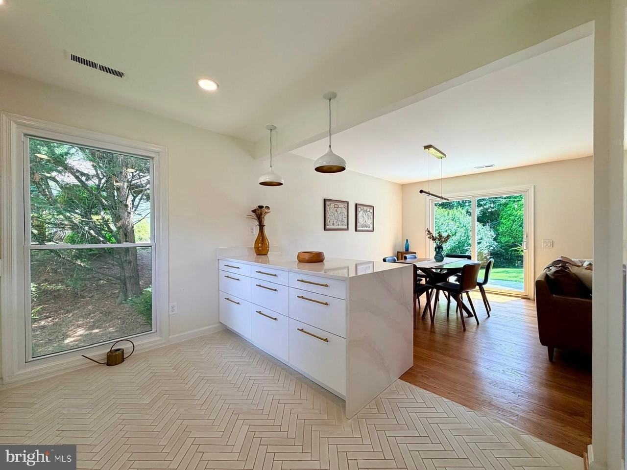 12904 Missionwood Way - Photo 5 of 26