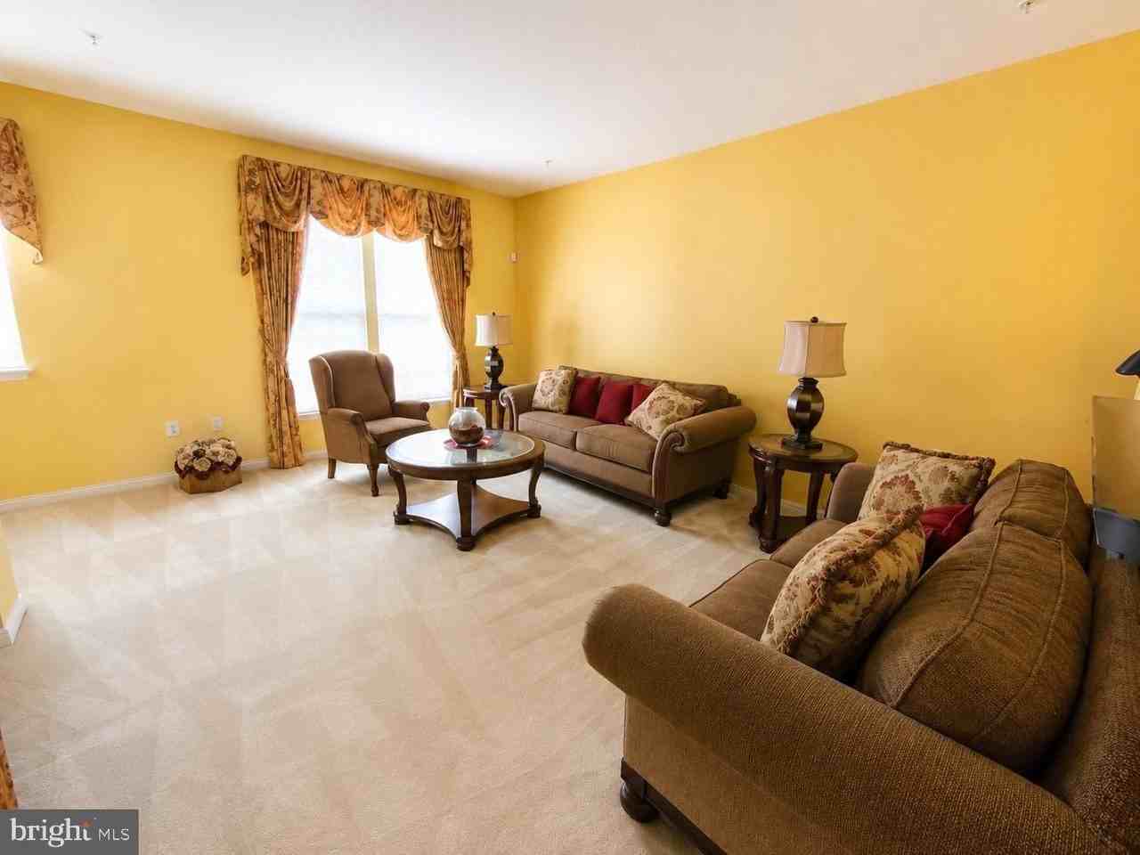 4302 Begonia Dr - Photo 3 of 19