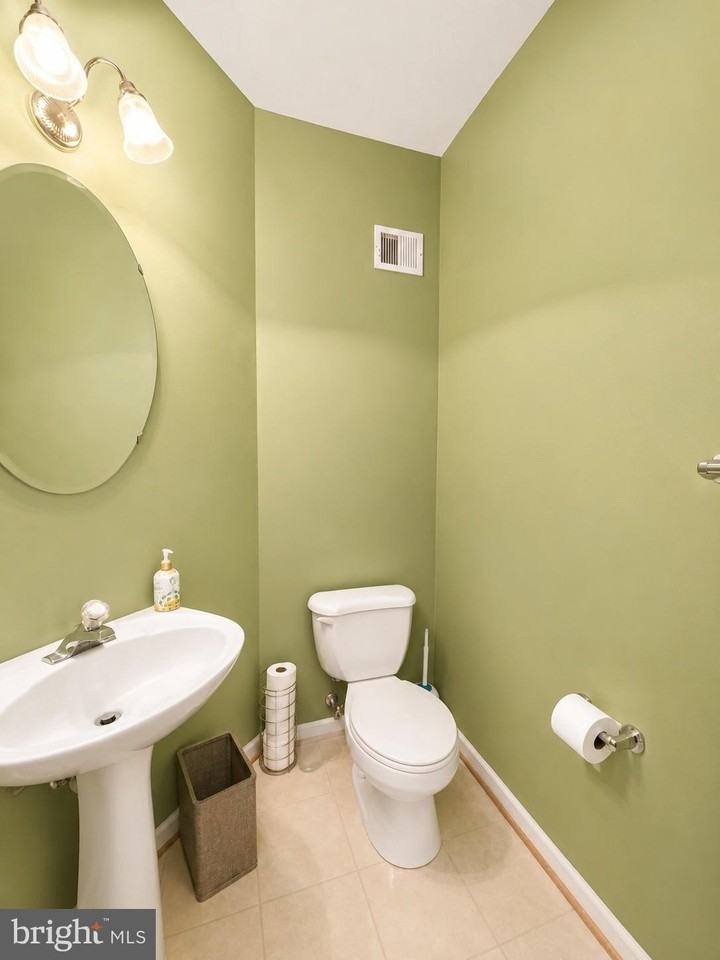 4302 Begonia Dr - Photo 5 of 19