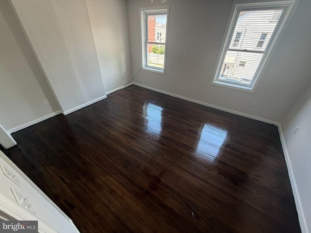 35 Emory Ave - Photo 5 of 6
