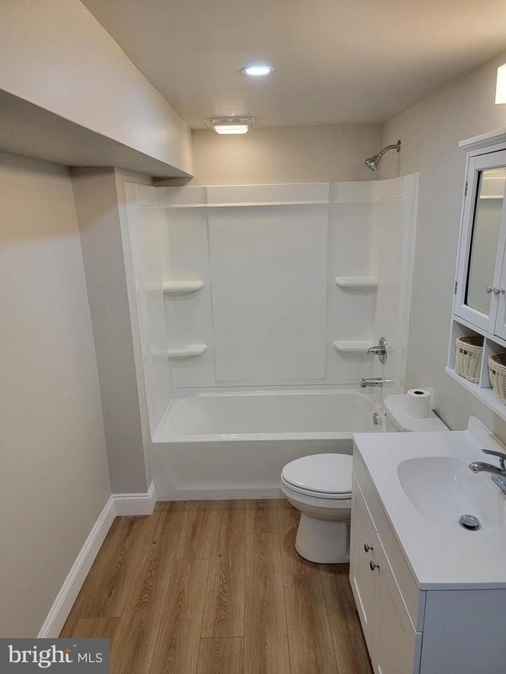 564 Hulmeville Ave #B - Photo 3 of 9